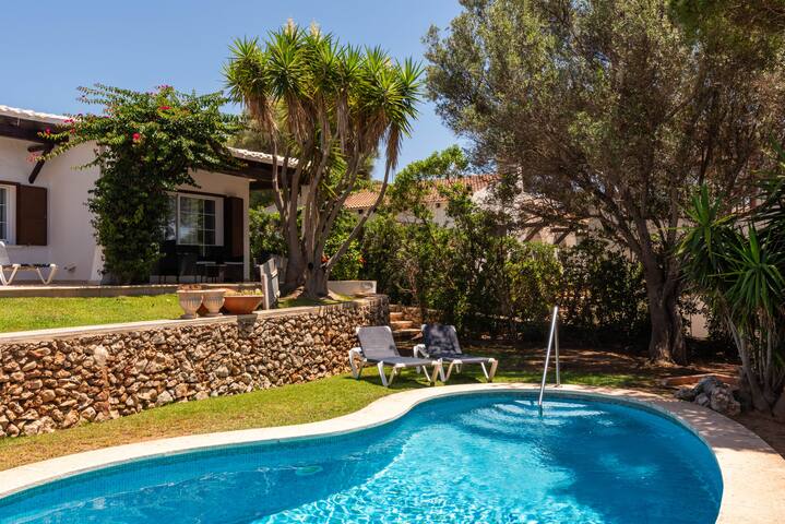 Villa Victoria by Escape Home gallery image 2