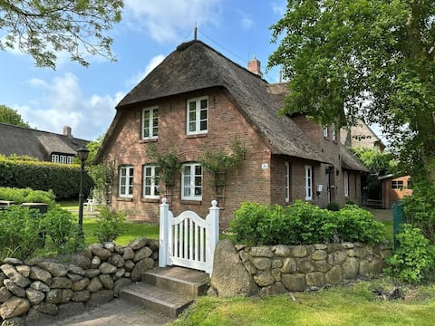 Holiday home for 5 guests with 80m² in Nieblum (250447)