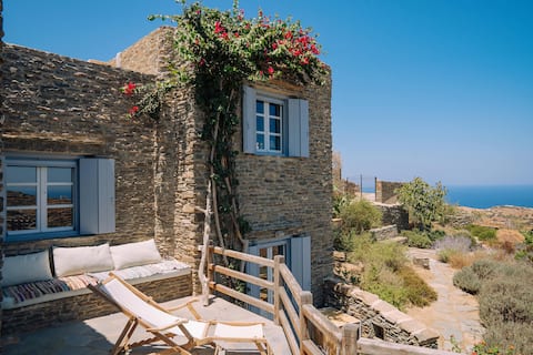 #HH08 Scenic stone house in Exambela