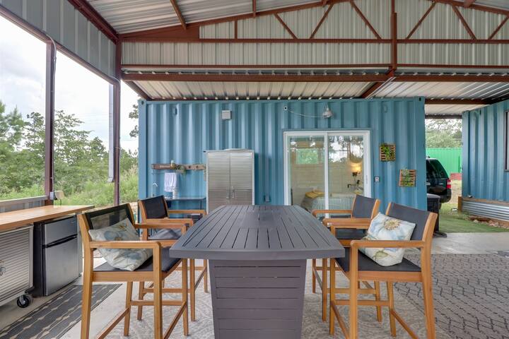 Bastrop Lost Pines Container Hideaway-Pet Friendly