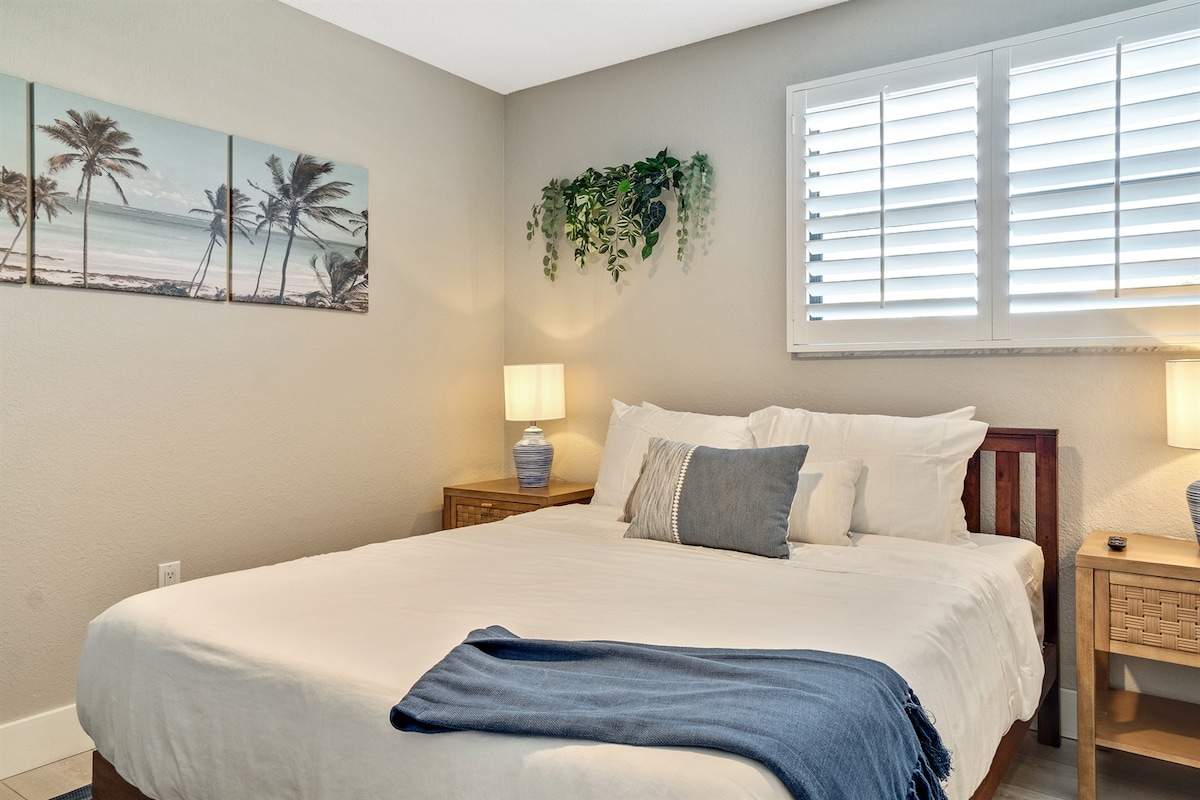 无论您是接待过夜房客，还是为小孩提供舒适的空间，这间多功能卧室都能将舒适与便利完美融为一体。