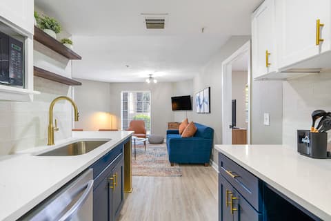 Popular Airbnb listing: Modern Urban Oasis in Prime Buckhead, Atlanta in Garden Hills