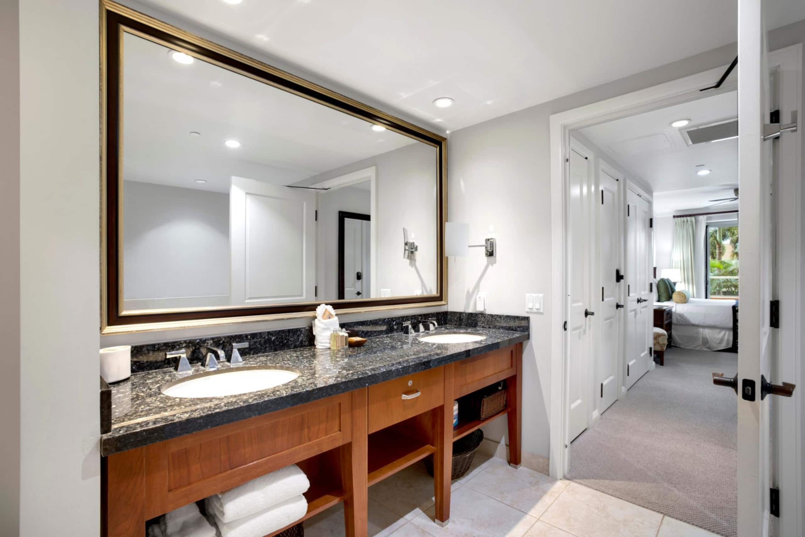 Condo in Lahaina · ★4.67 · 2 bedrooms · 3 beds · 2 baths - Image 25