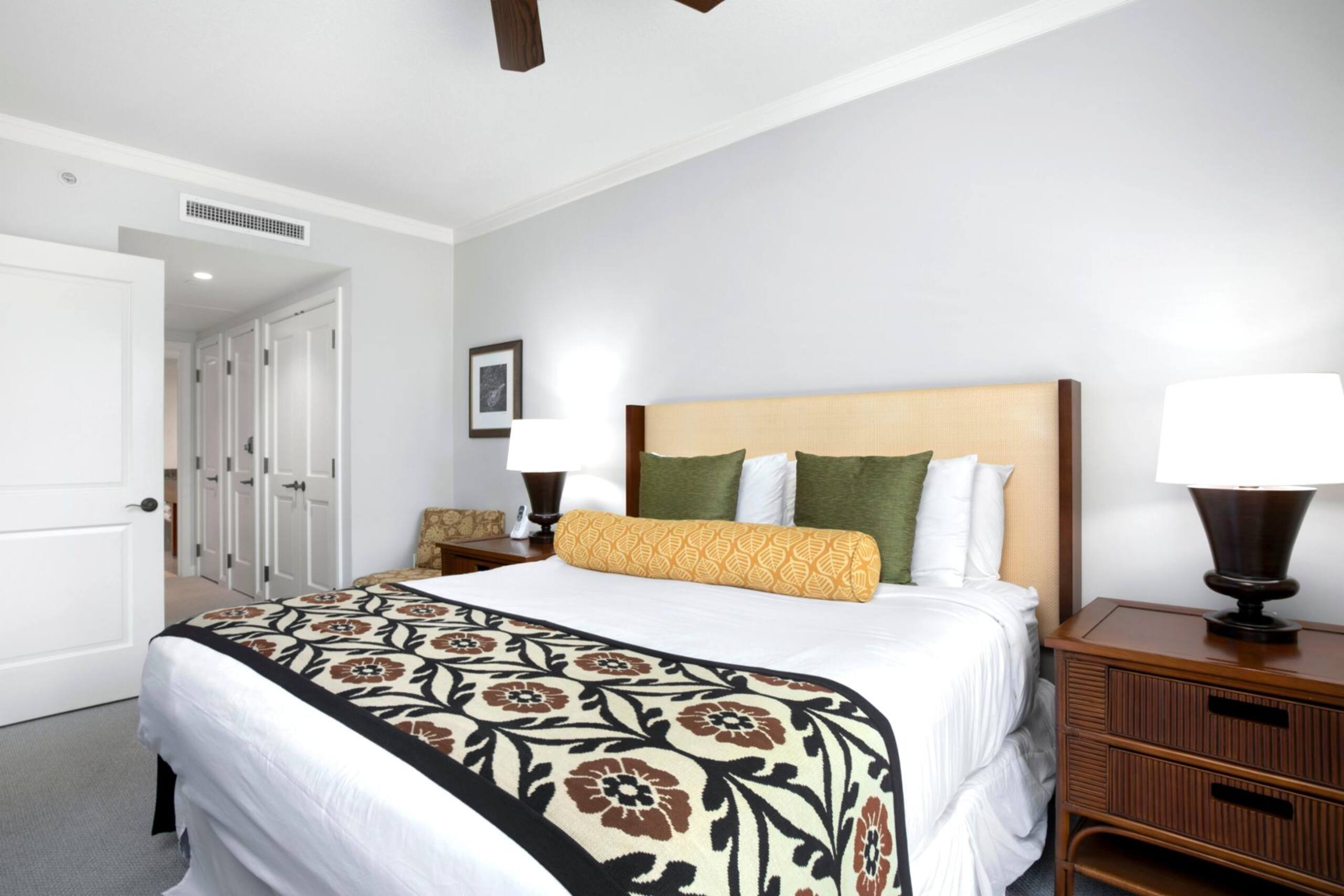 Condo in Lahaina · ★4.67 · 2 bedrooms · 3 beds · 2 baths - Image 24