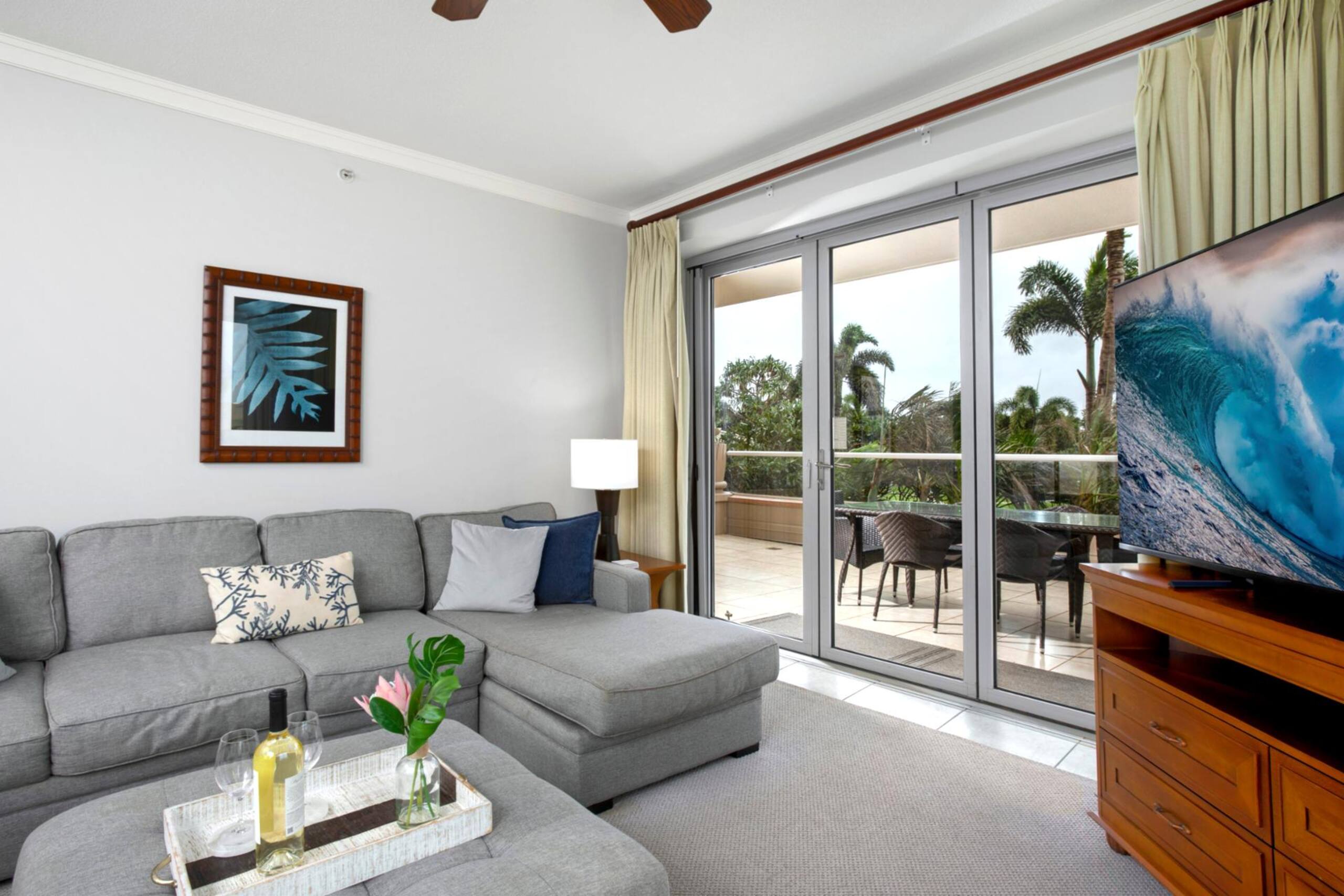 Condo in Lahaina · ★4.67 · 2 bedrooms · 3 beds · 2 baths - Image 2