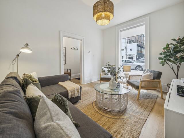 Historic Modern Home – Distillery/Design District gallery image 2