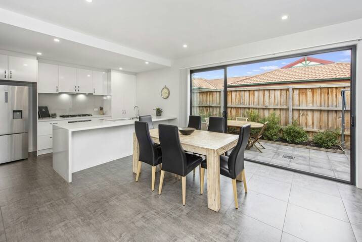 Premium 3 Bedroom Townhouse