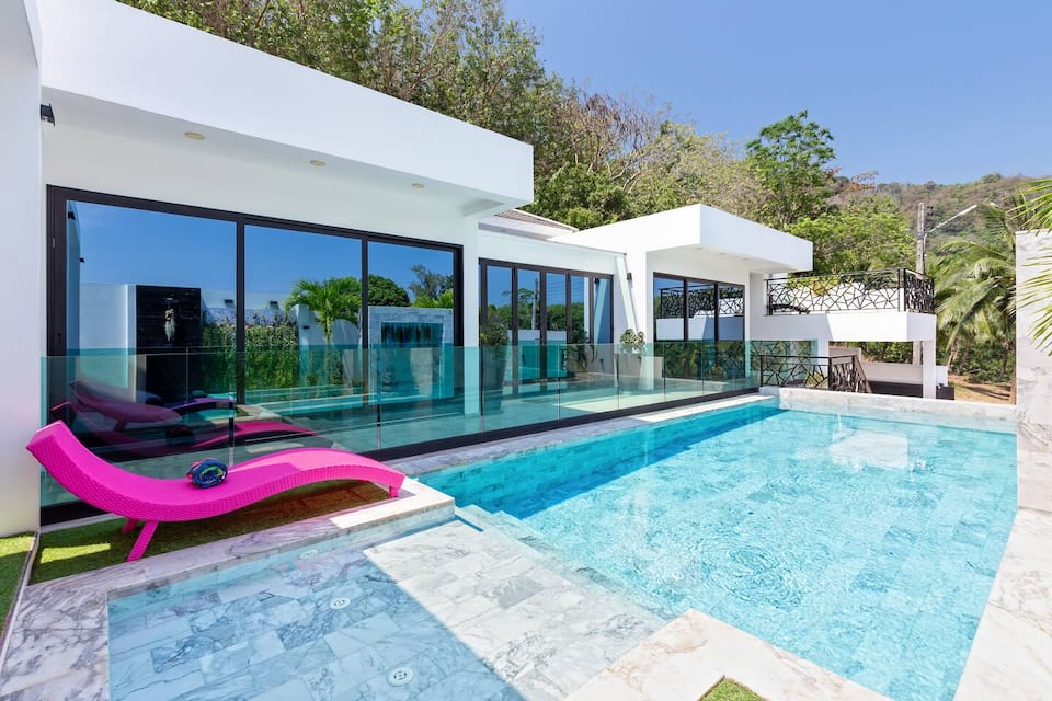 A white tropical villa near Nai Harn beach, Rawai, Phuket, Thailand, photo 4 of 10