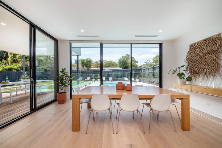 Bayleaf Beauty in Blairgowrie with pool gallery image 5