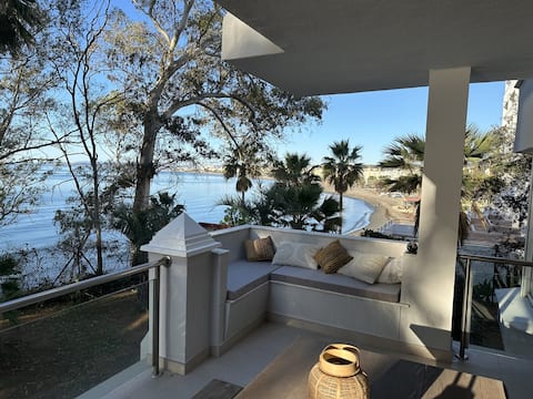 Top performing Airbnb: Renovated apartment Aranja: with big balcony and s in Estepona