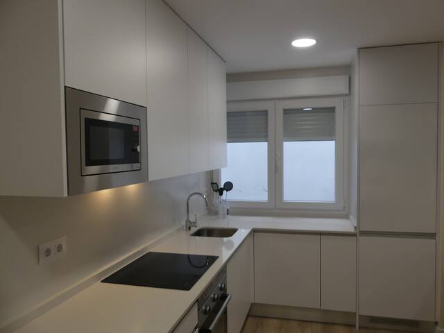 Apartamento de 2 Dormitorios Madrid M (LUN15) gallery image 2