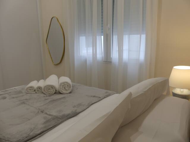 Apartamento de 2 Dormitorios Madrid M (LUN15) gallery image 3