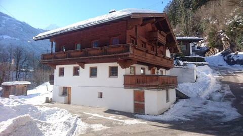 Ferienwohnung/App. für 12 Gäste mit 140m² in Mayrhofen (172963)