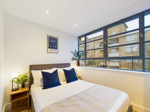 Contemporary Marylebone Apartment gallery image 5
