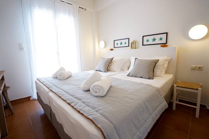 Agia Marina Apartments 5 Andros gallery image 2