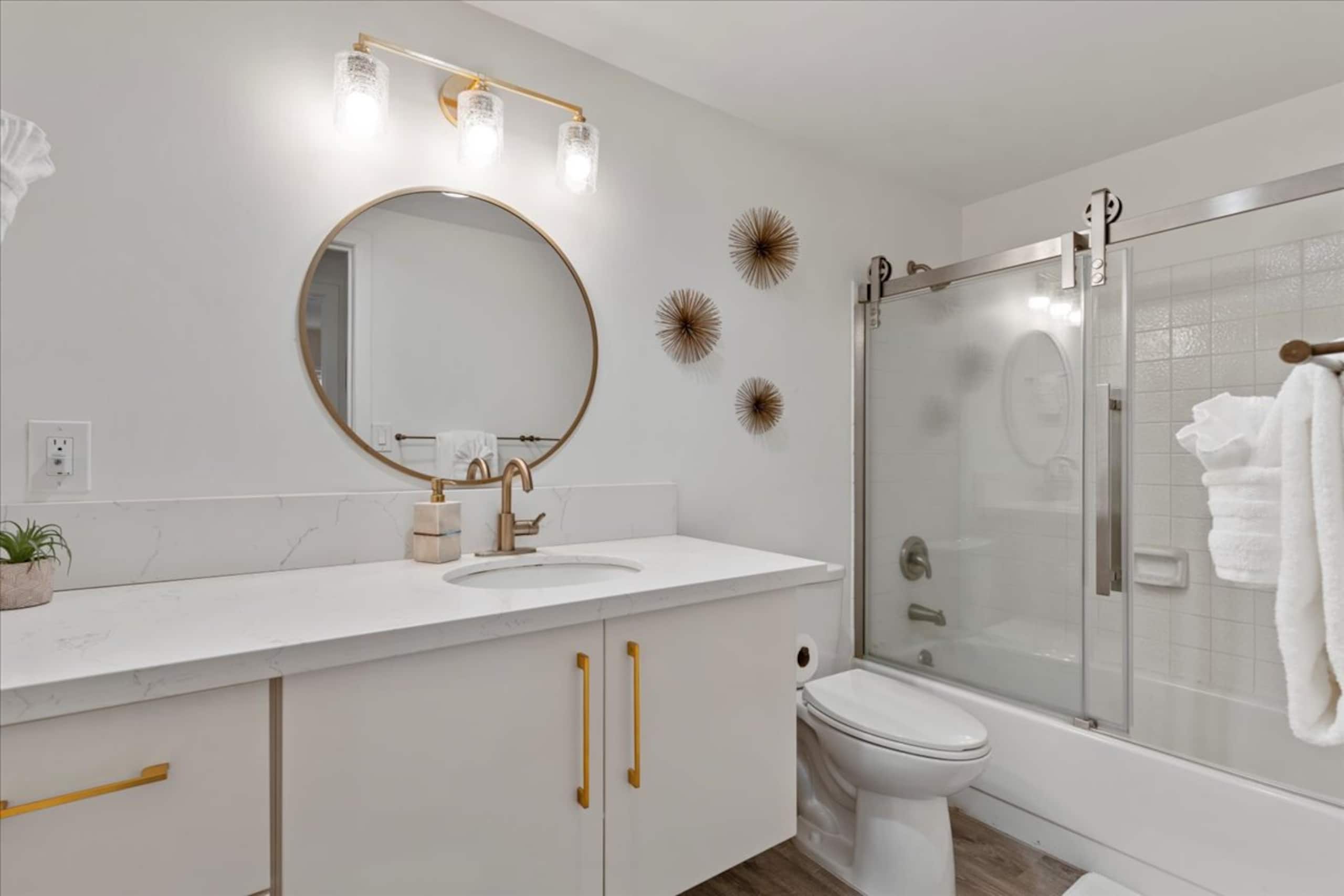 Condo in Wailuku · ★4.9 · 2 bedrooms · 4 beds · 2 shared baths - Image 34