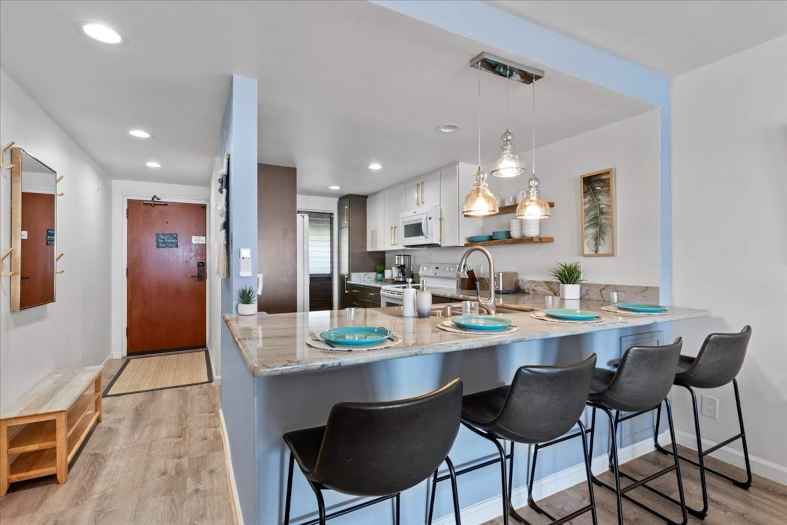 Condo in Wailuku · ★4.9 · 2 bedrooms · 4 beds · 2 shared baths - Image 26
