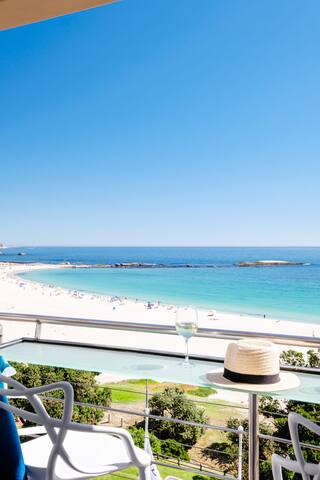 Beautiful Holiday Apartment with Beach View Modoco gallery image 4