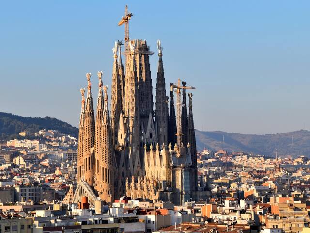 Amazing skyline with amazing views gallery image 3