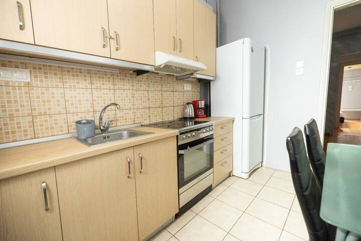 Egnatia Central Spacious 3 Bd Apt in Thessaloniki gallery image 3