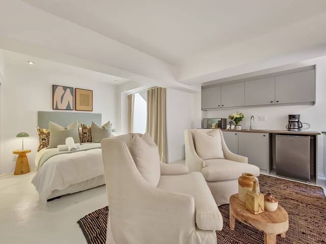 Spacious Holiday Haven Green Point gallery image 5