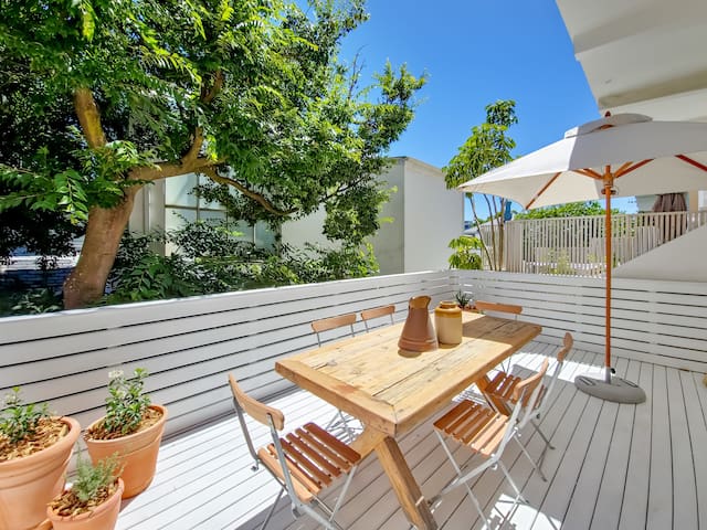 Spacious Holiday Haven Green Point