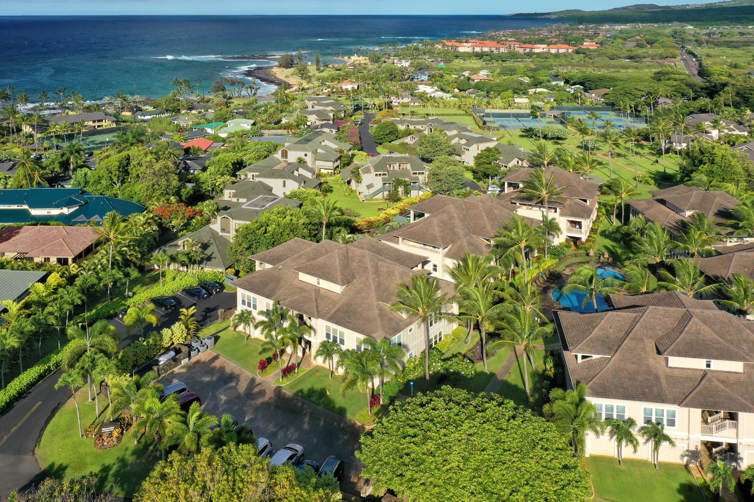 Luxury 4BR Penthouse at the Villas at Poipu Kai - Photo 20