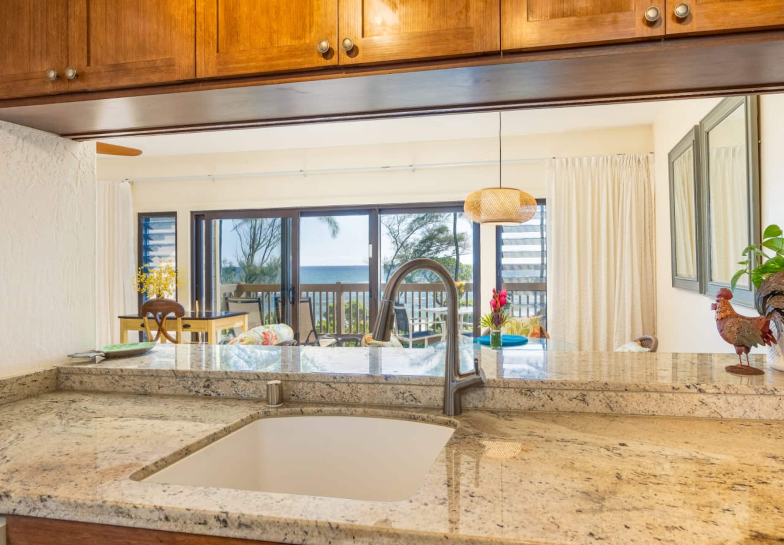 Condo in Lihue · ★4.86 · 1 bedroom · 1 bed · 1 bath - Image 13