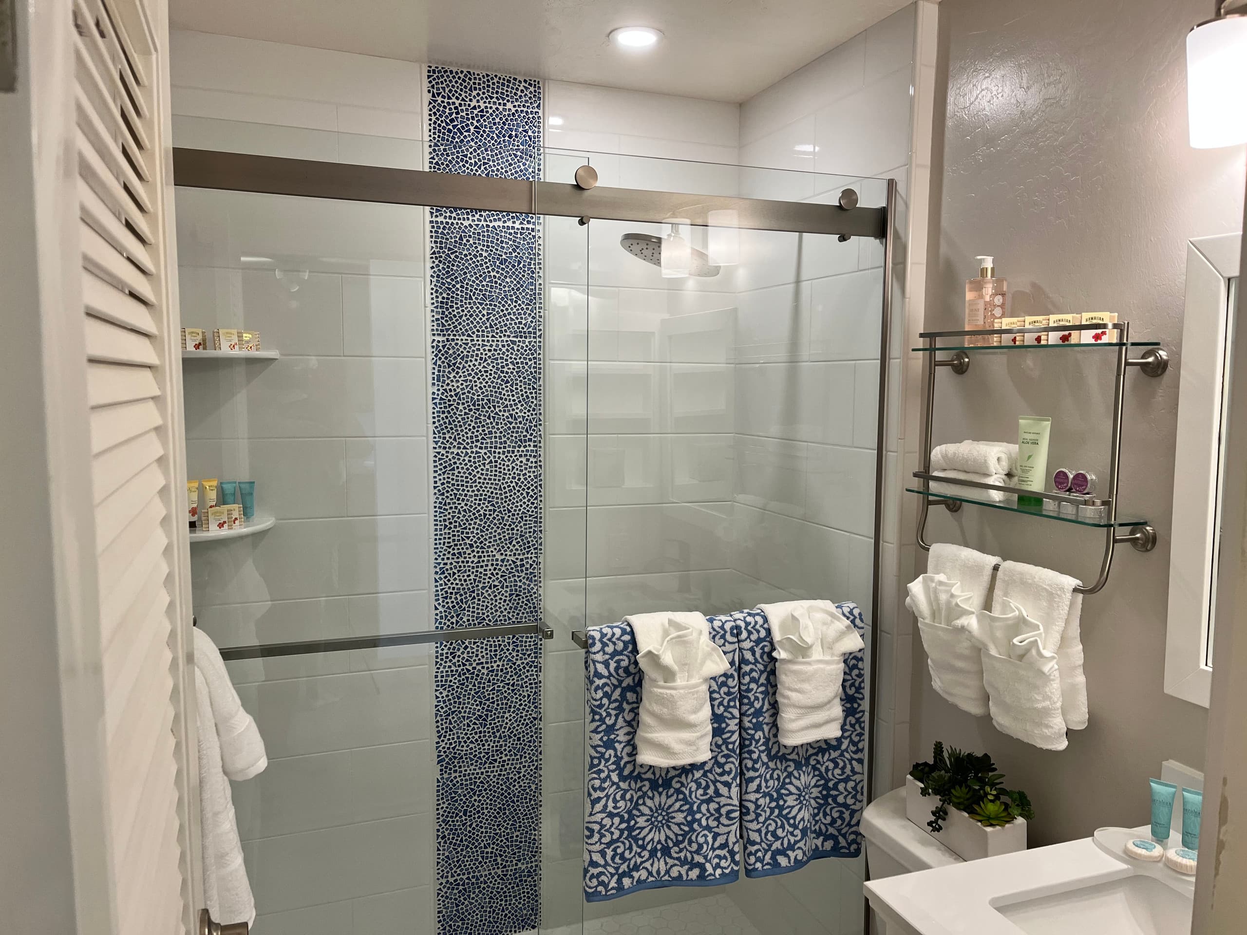 Condo in Lihue · ★4.86 · 1 bedroom · 1 bed · 1 bath - Image 19
