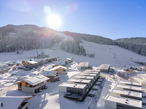 Lovely ski in-ski out lodge with sauna