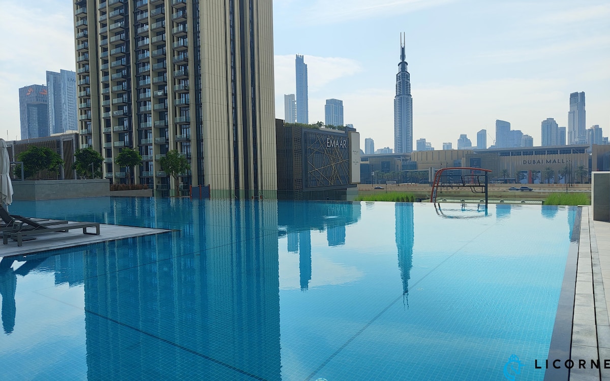1 Bedroom Furnished Apartment with Skyline View | Downtown Views II 2