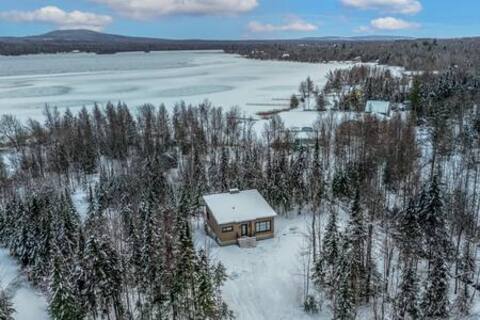 On the edge of Lake Aylmer- Spa- 10 people