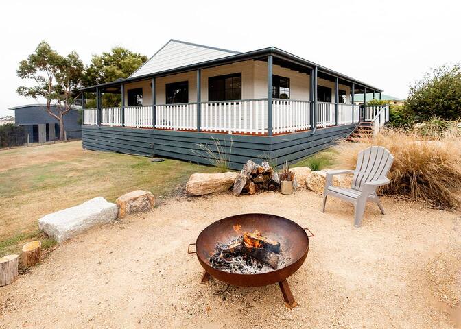 Bay of Fires Cottage