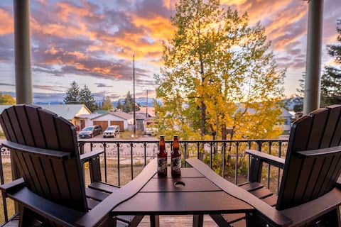 Sauna | Balcony Views | 14ft Ceilings | 2min Walk