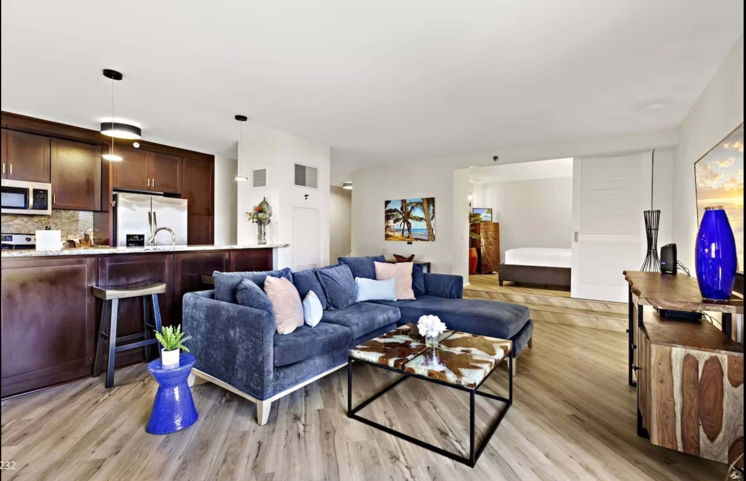 Condo in Lahaina · ★4.92 · 2 bedrooms · 3 beds · 2 baths - Image 2