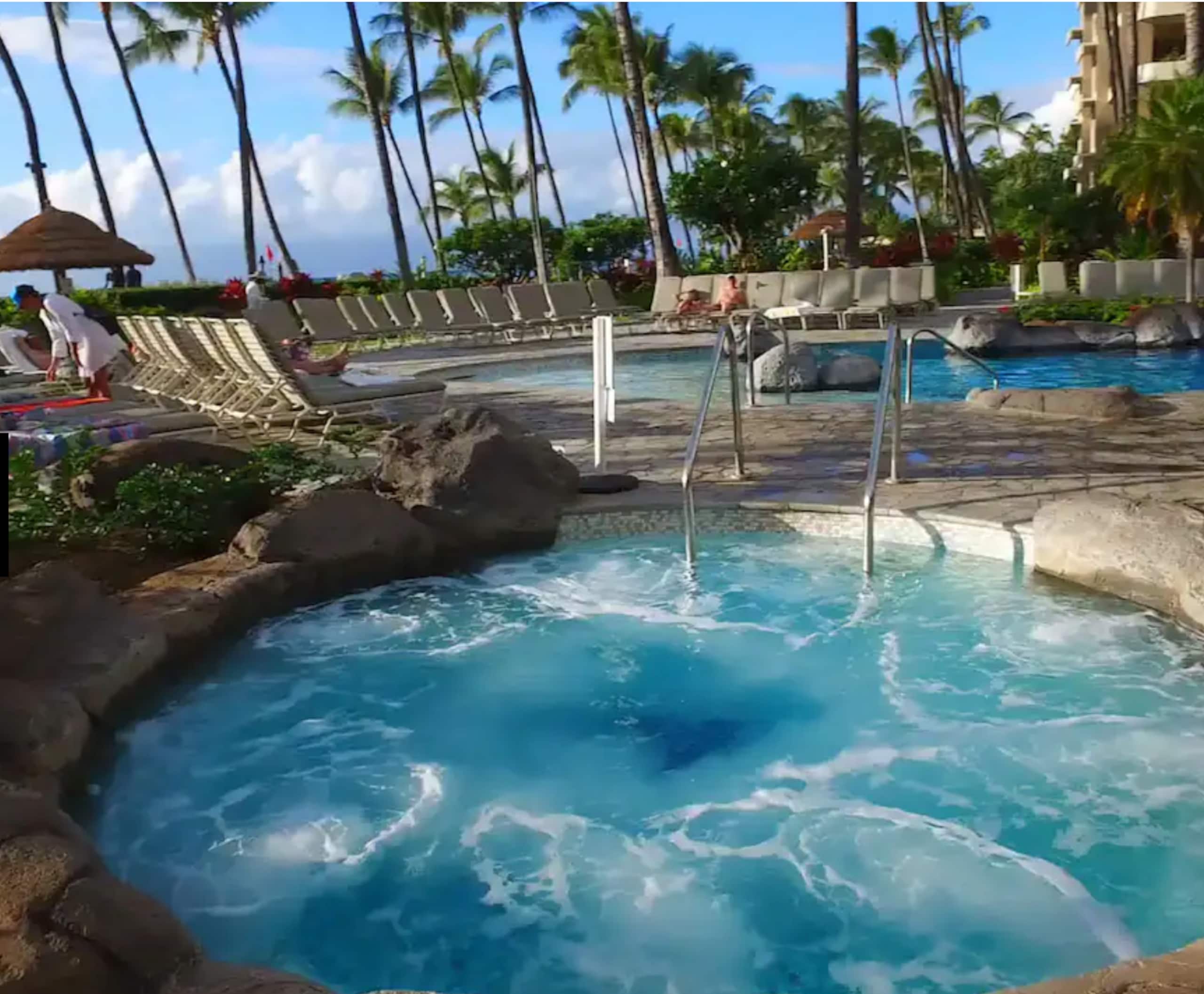 Condo in Lahaina · ★4.92 · 2 bedrooms · 3 beds · 2 baths - Image 47