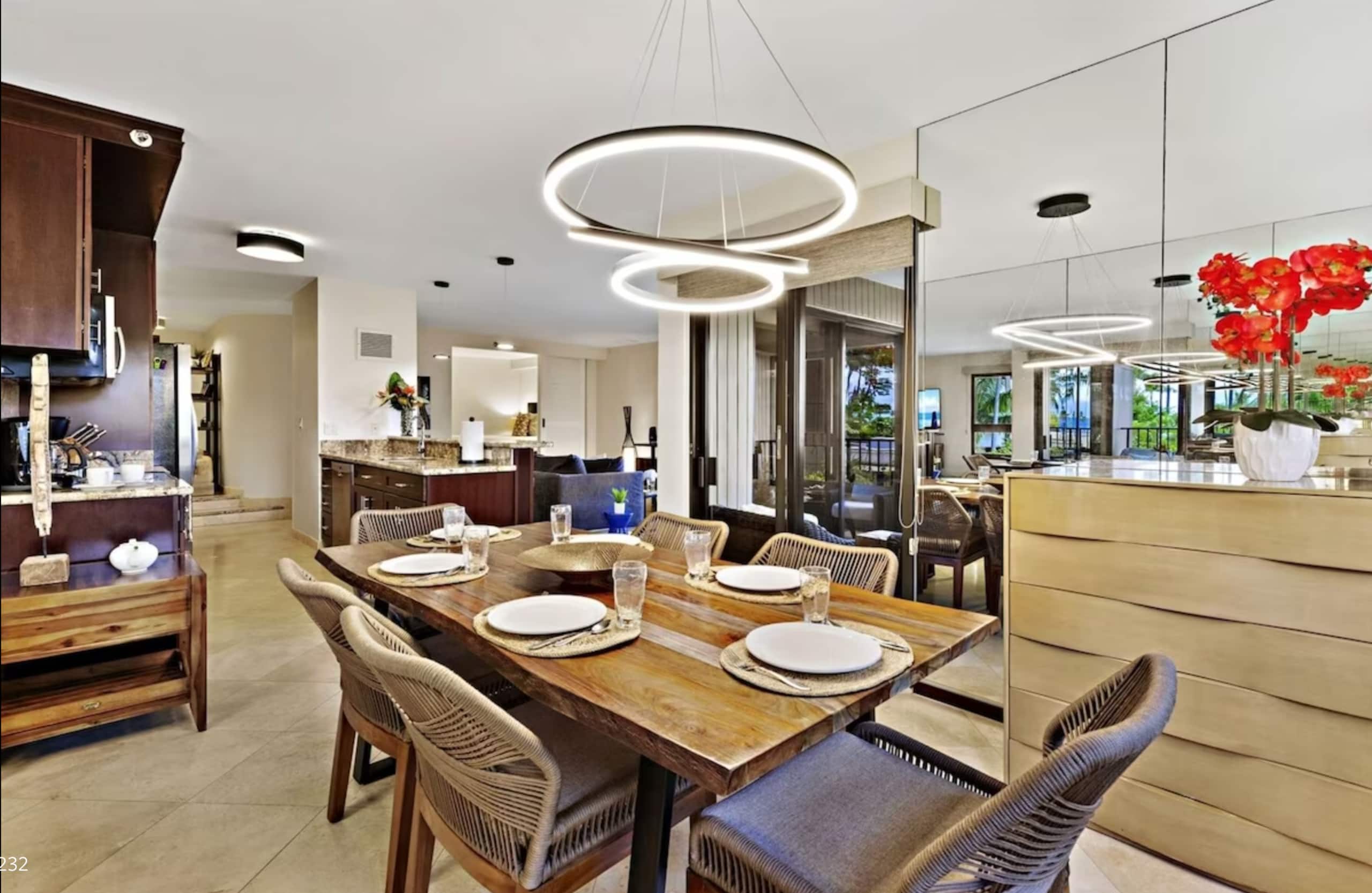 Condo in Lahaina · ★4.92 · 2 bedrooms · 3 beds · 2 baths - Image 12
