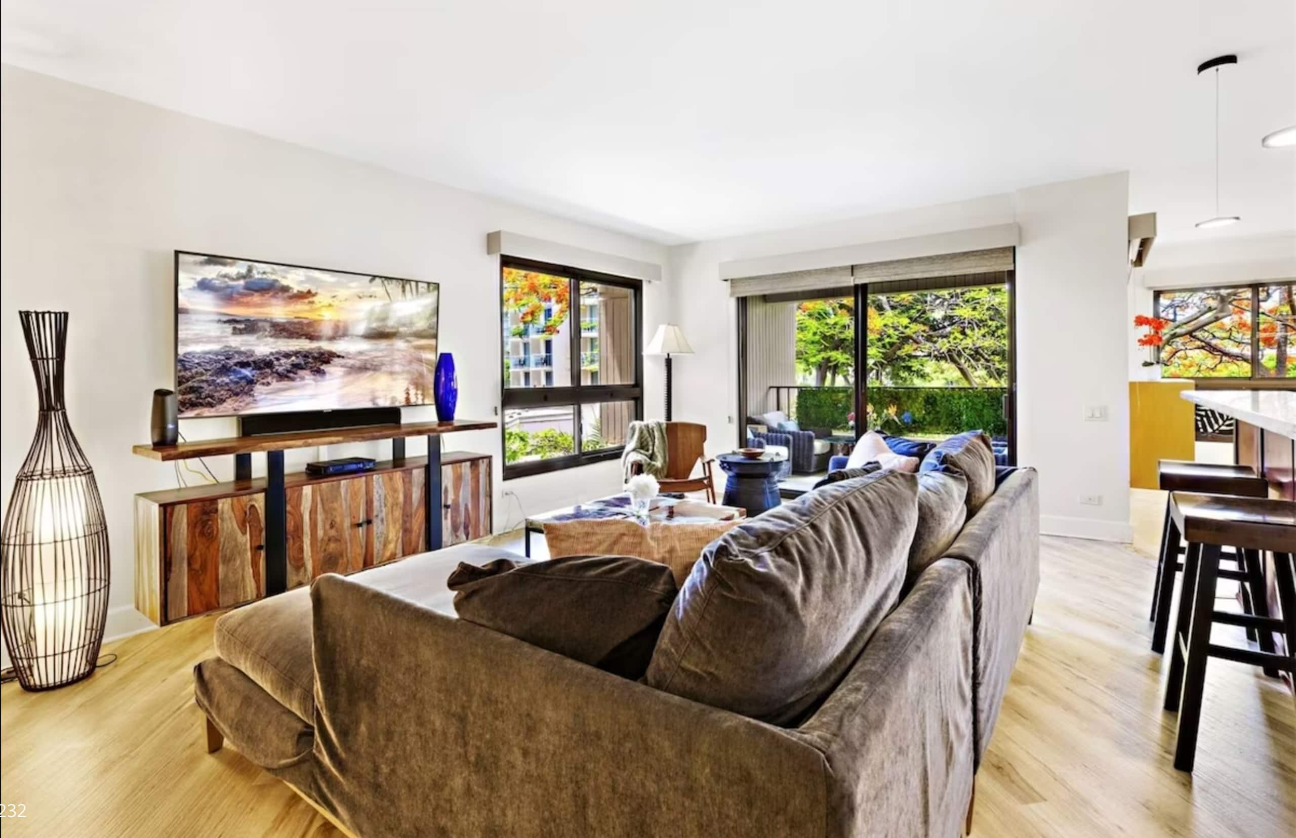 Condo in Lahaina · ★4.92 · 2 bedrooms · 3 beds · 2 baths - Image 5