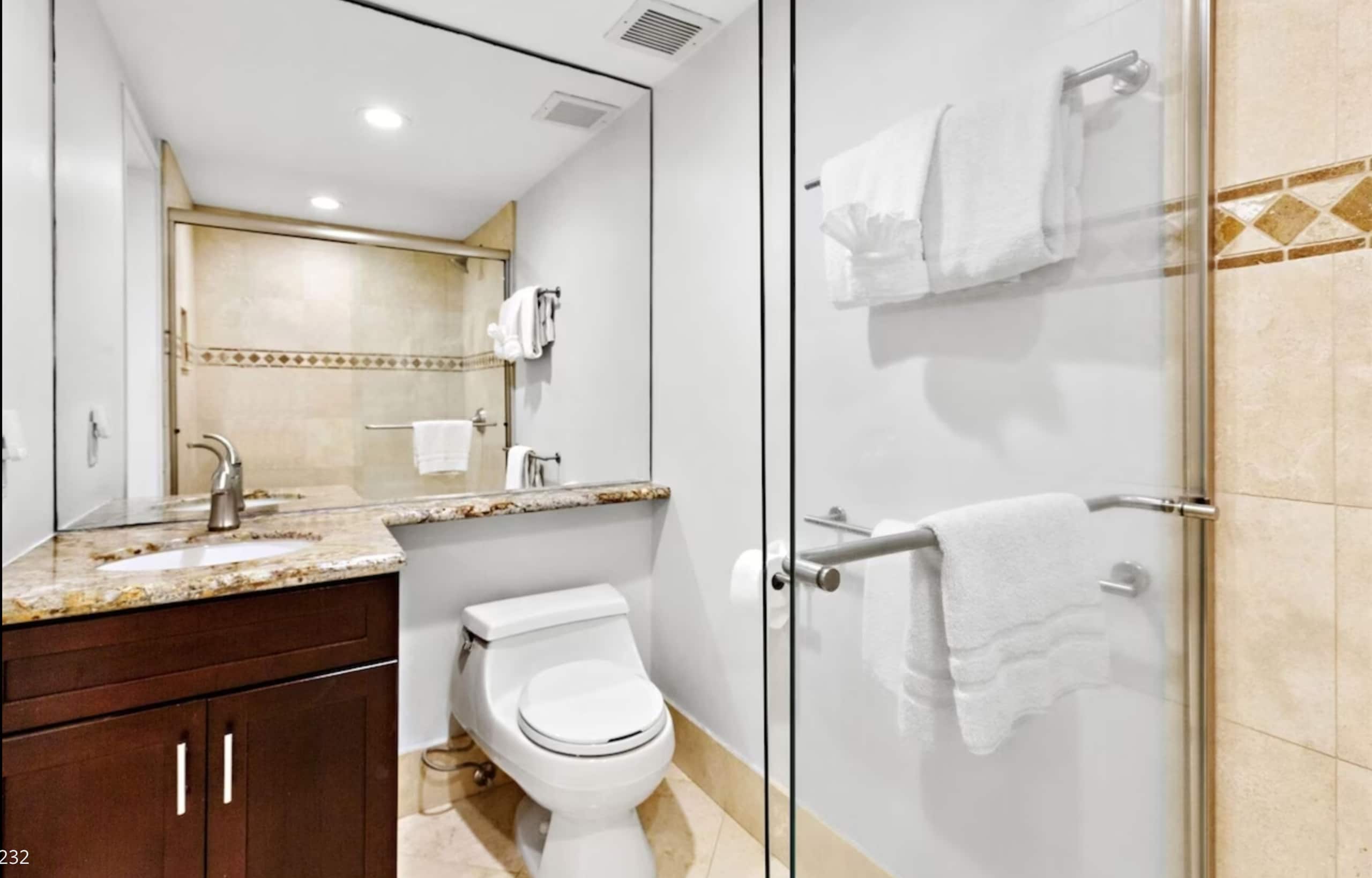 Condo in Lahaina · ★4.92 · 2 bedrooms · 3 beds · 2 baths - Image 24