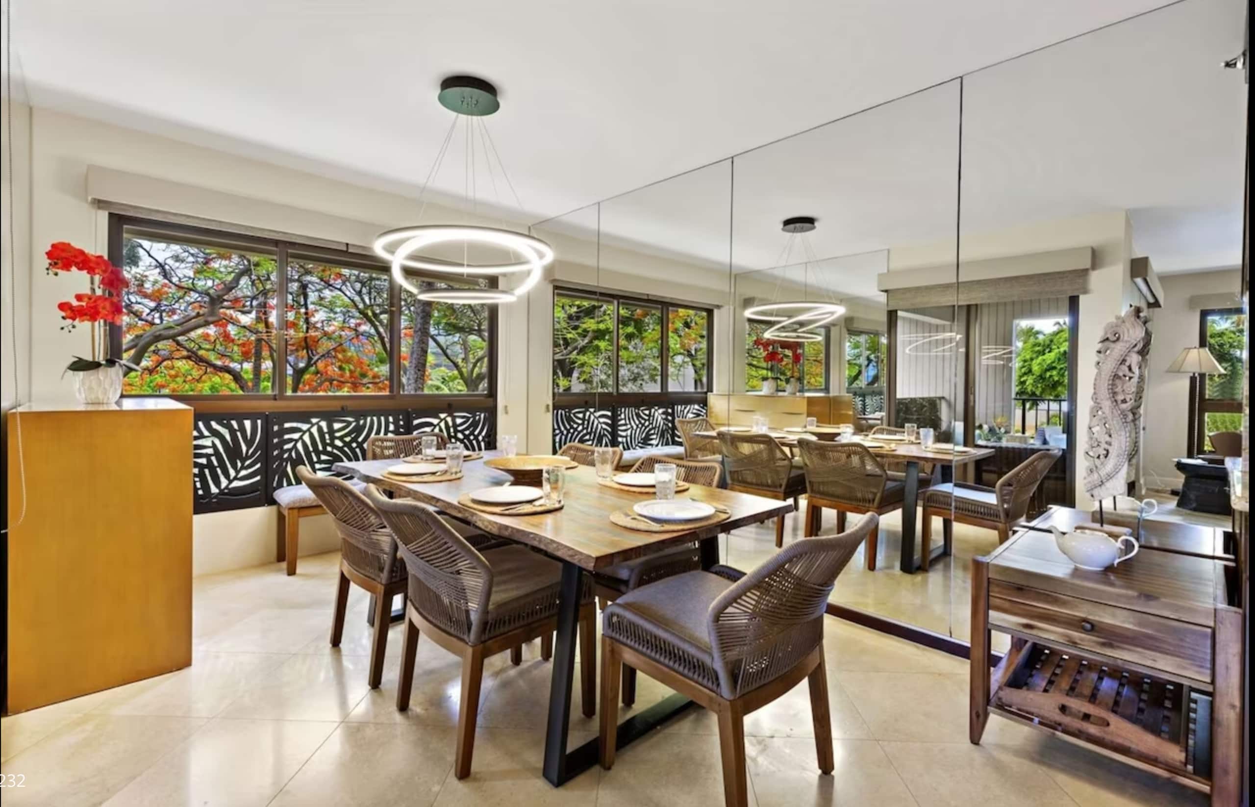 Condo in Lahaina · ★4.92 · 2 bedrooms · 3 beds · 2 baths - Image 14