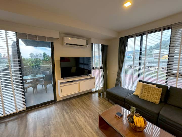 The Deck 2br, Walk To Beach, Rooftop Pool & Gym - Patong Beach