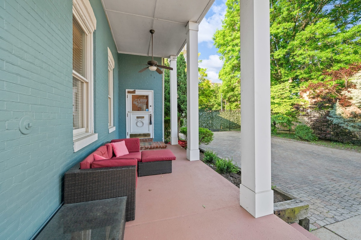 Spacious Historic Home -Fully Furnished | 30 days