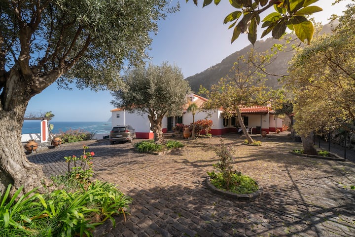Casa do Terreiro by an island apart