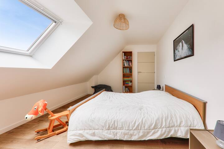 საძინებელი 4