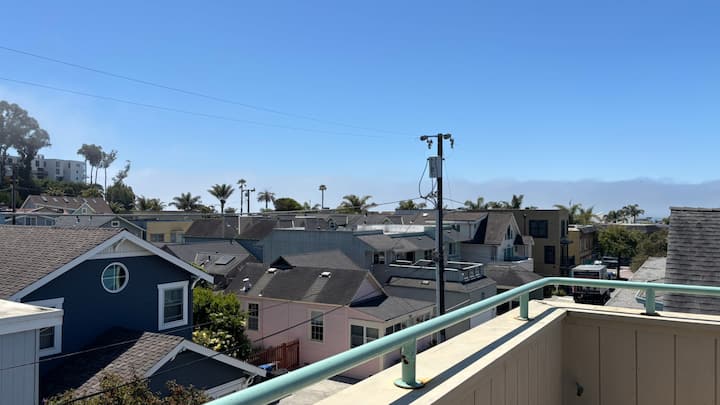 Ocean View Home - Rooftop Deck & Pet-friendly - Scotts Valley, CA