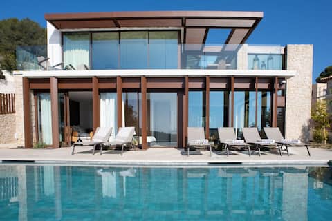 Villa Karma Sea View Pool