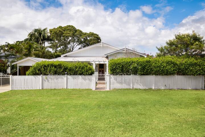 Daisy’s Beach House – 16 Burns St Byron Bay gallery image 2