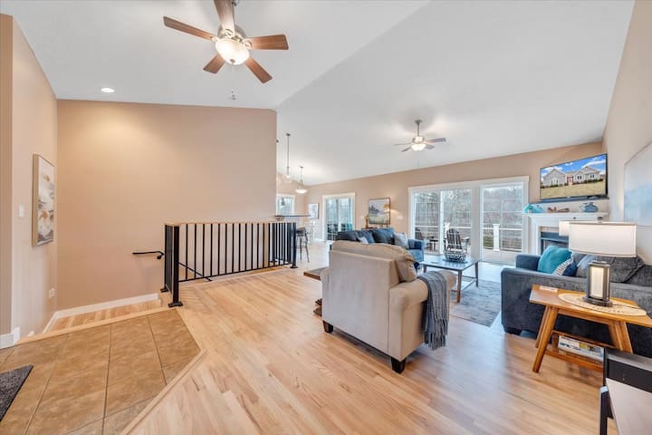 4 Br Golf View House Mariners - Smith Mountain Lake, VA