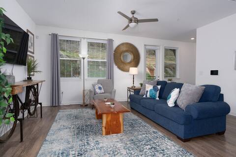 Oak Mountain Getaway: Private Garage & Comfort