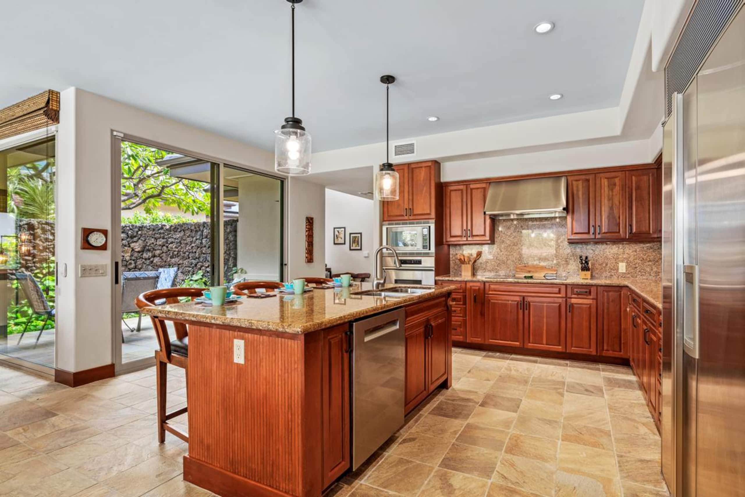 Condo in Waimea · ★5.0 · 3 bedrooms · 4 beds · 3.5 shared baths - Image 29